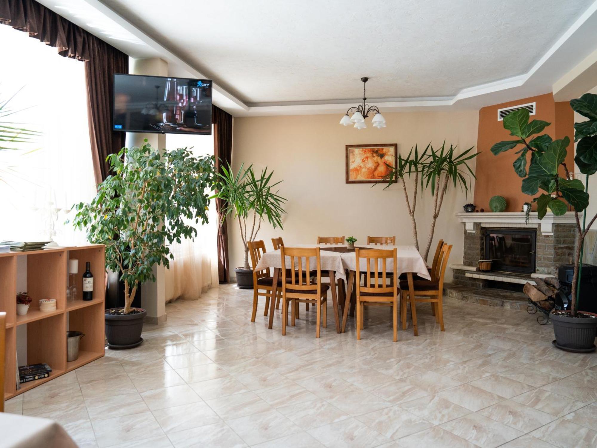 Hotel Velista Вонешта-Вода Экстерьер фото